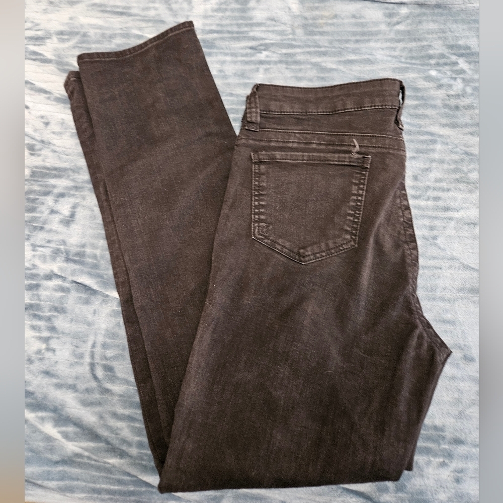 Kut From The Kloth Black Striaght Leg Jeans!